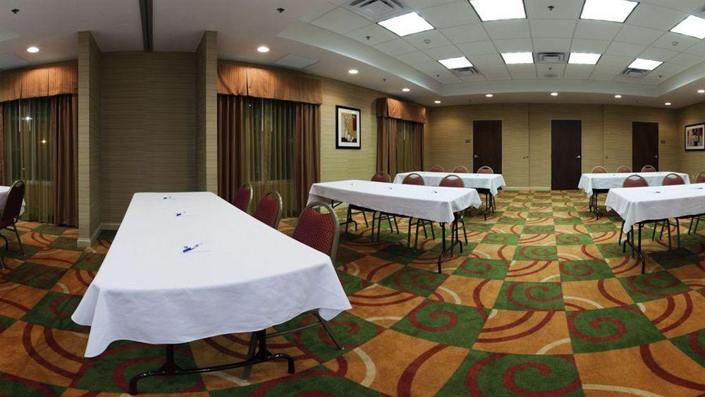 Holiday Inn Express & Suites Schererville By Ihg Dış mekan fotoğraf