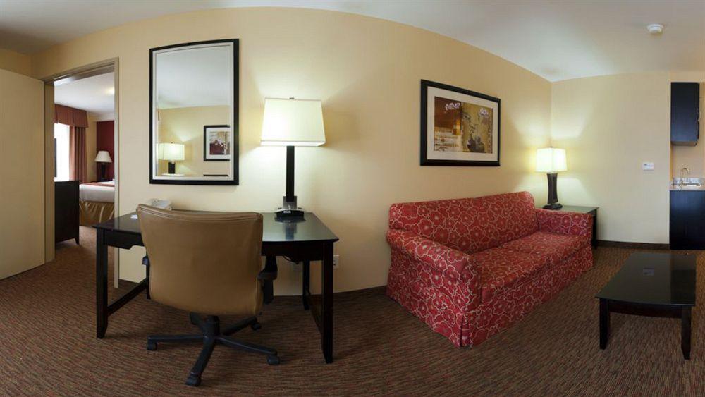 Holiday Inn Express & Suites Schererville By Ihg Dış mekan fotoğraf