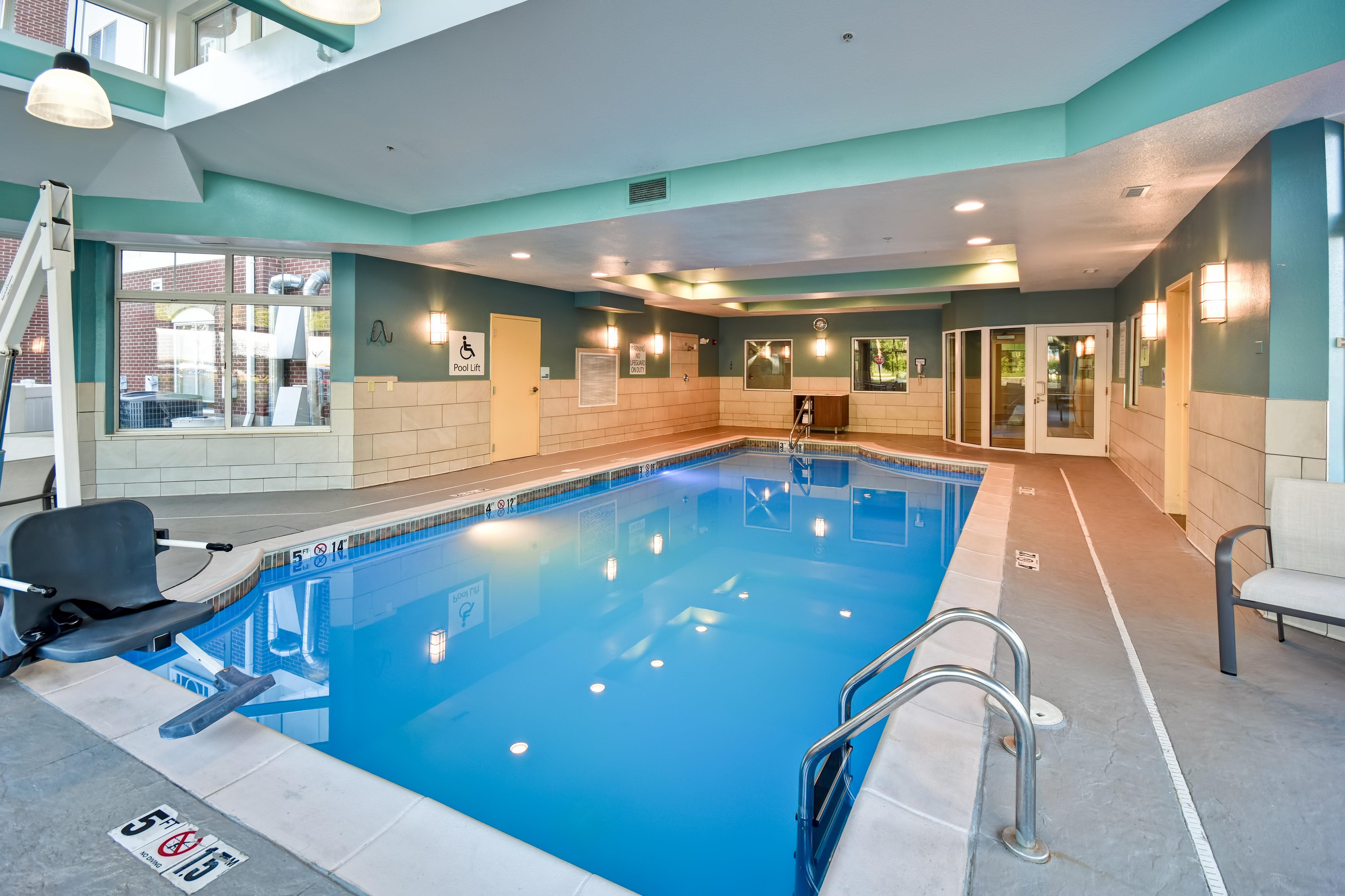 Holiday Inn Express & Suites Schererville By Ihg Dış mekan fotoğraf