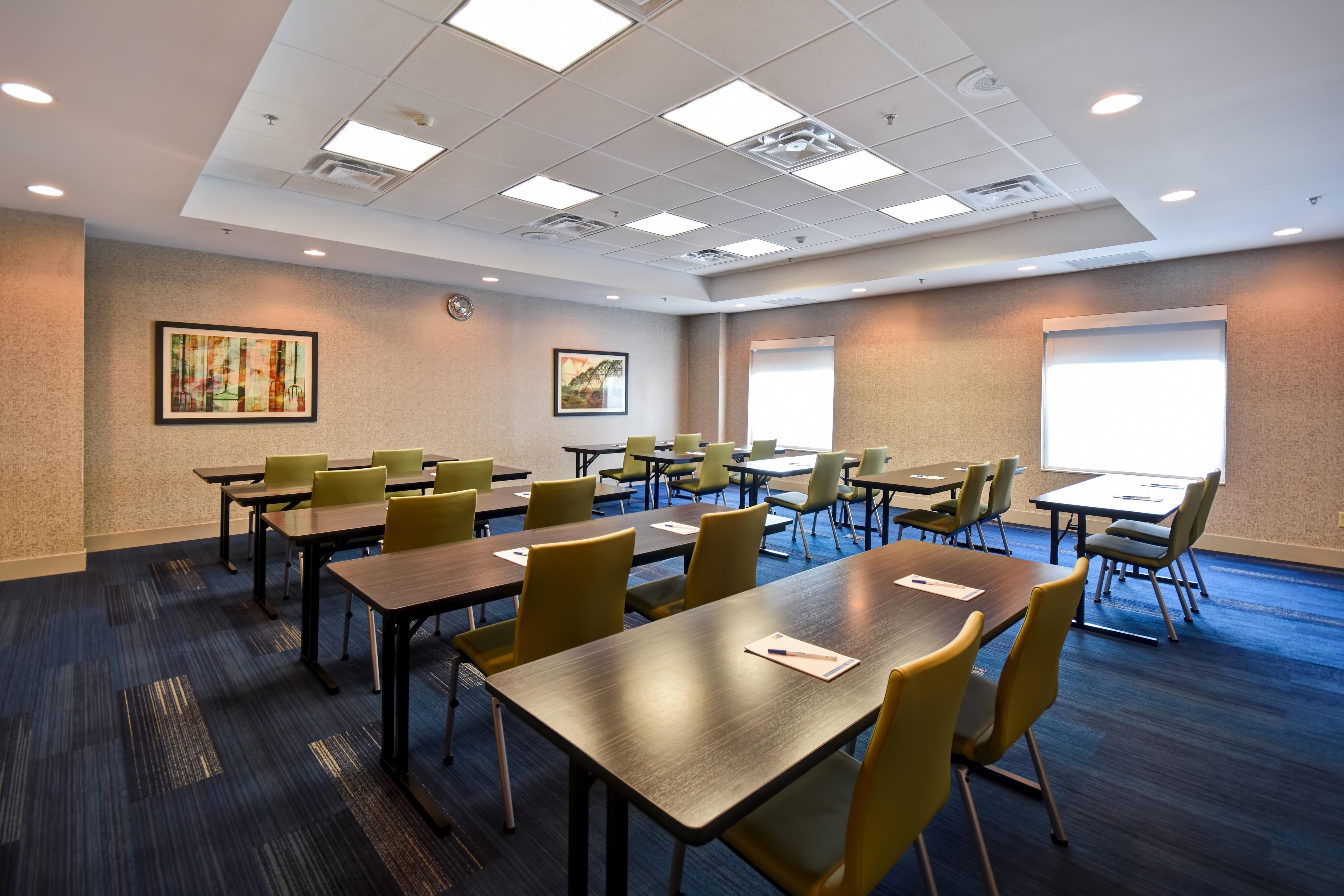 Holiday Inn Express & Suites Schererville By Ihg Dış mekan fotoğraf